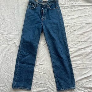 Levi's Women's Ribcage Straight Ankle Blue Jeans